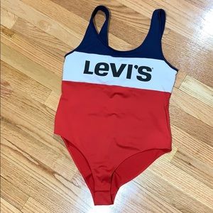 Levi’s bodysuit